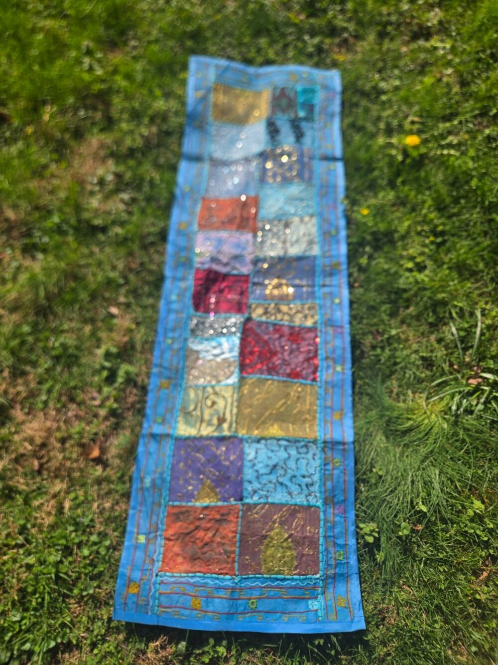 table runner - Picture 13 of 16